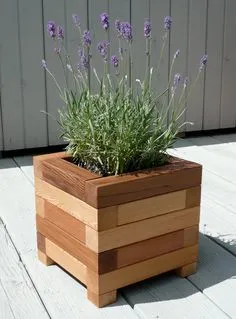 Square Red Cedar Planter Box by BENTwoodwork on Etsy. $29.00, via Etsy. Stone Planters, Basket Planters, Diy Pallet