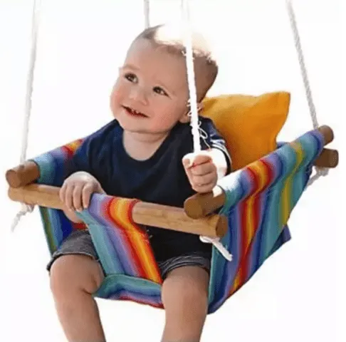 Мягкое сиденье для малышей.
