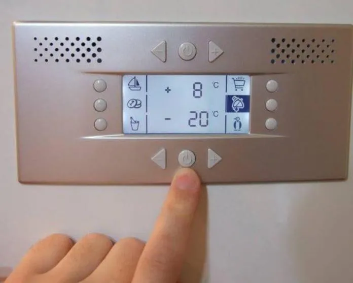 Регулировка температуры в холодильнике с электронным управлением