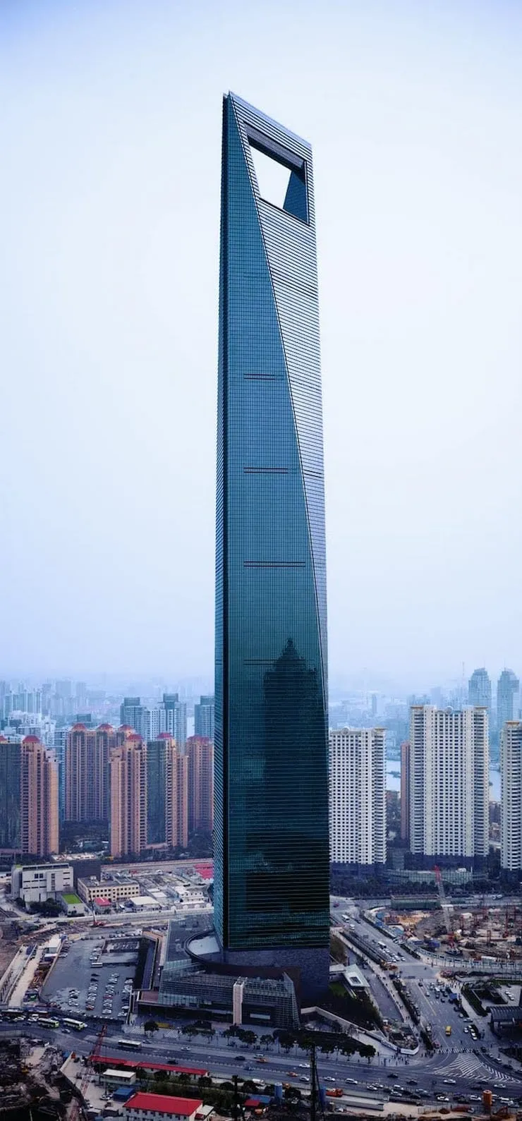 Шанхайский всемирный финансовый центр, Шанхай