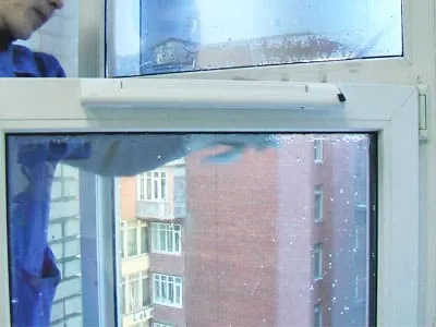 Приточно-вентиляционный клапан на пластиковое окно
